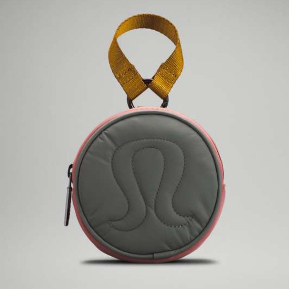 Lululemon • Gray & Pink Logo Pouch With Gold Strap